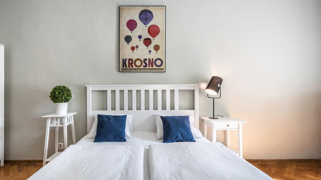 Flamingo Premium Hostel Cracovie Extérieur photo